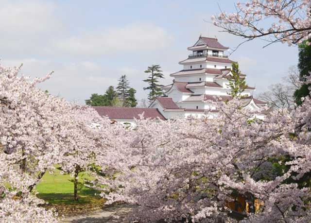 Aizu-Wakamatsu-Castle2.jpg