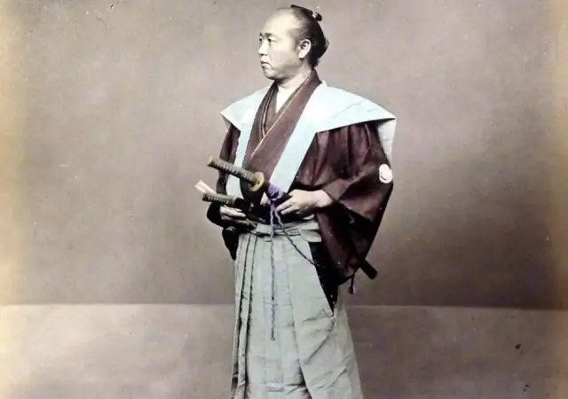 Katana_vs_Tachi_3.webp