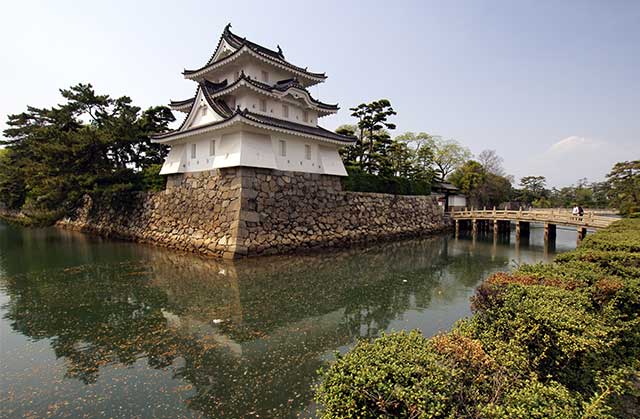 Takamatsucastle.jpg